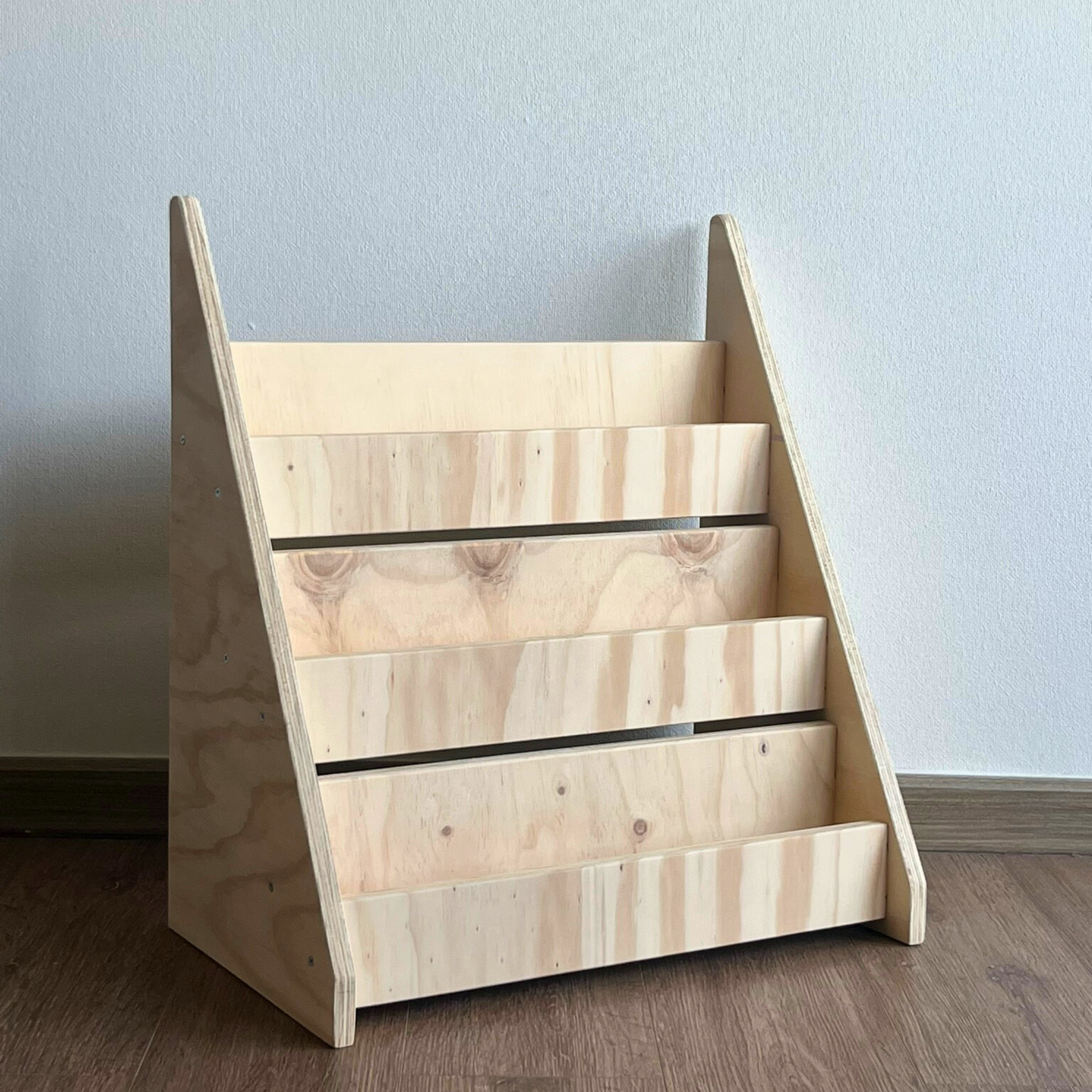 📚 Librero Montessori S – Autonomía, orden y amor por la lectura