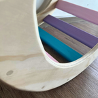 🌙 Balancín S Pikler Montessori – Movimiento libre en formato compacto