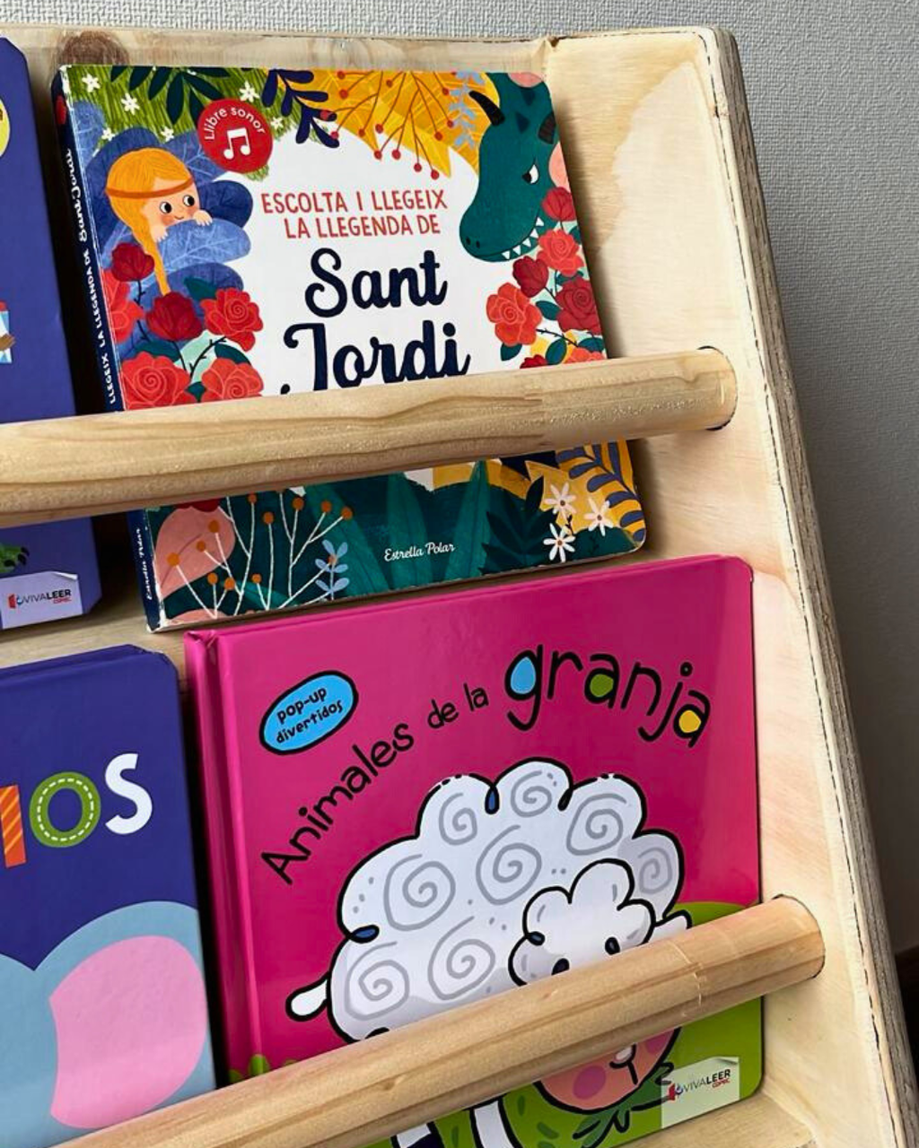 📚 Librero Montessori L – Autonomía, orden y amor por la lectura