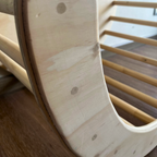 🌙 Balancín L - Pikler Montessori – Movimiento, equilibrio y juego libre