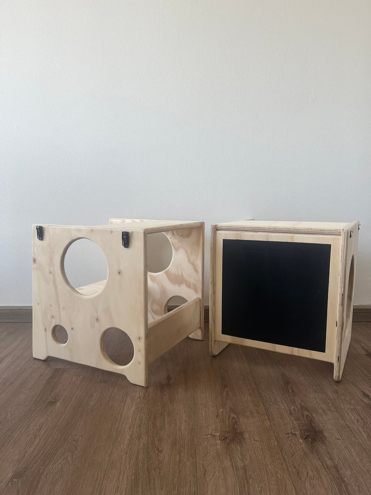 🪜 Torre de Aprendizaje Montessori – Participar, explorar y crecer con autonomía
