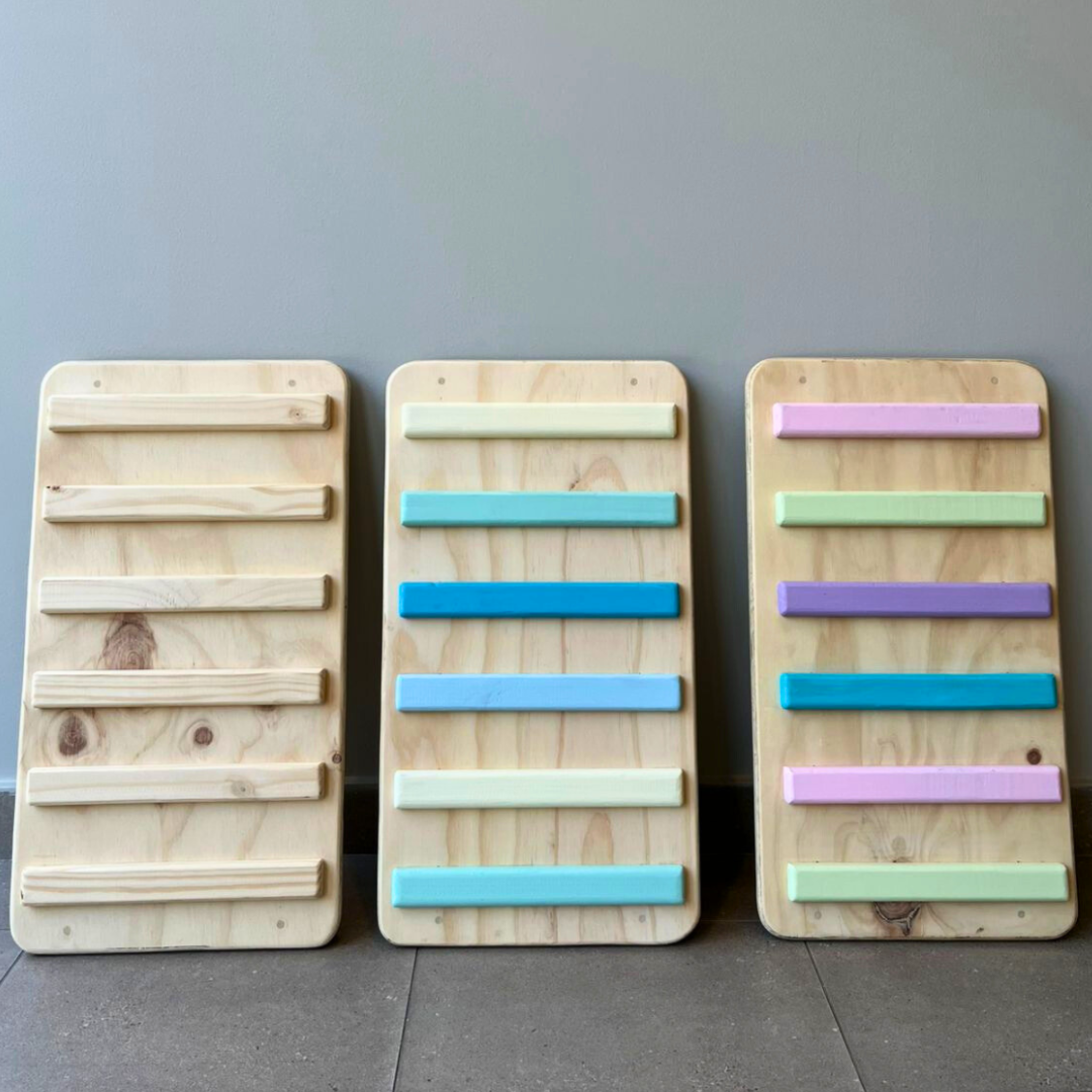 🪵 Rampa Reversible Montessori – Escalada, equilibrio y diversión