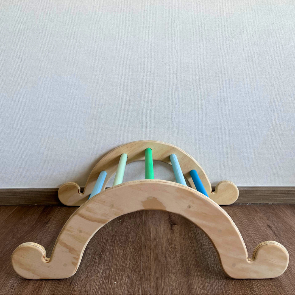 🌈 Arco Pikler Montessori – Movimiento libre y equilibrio natural