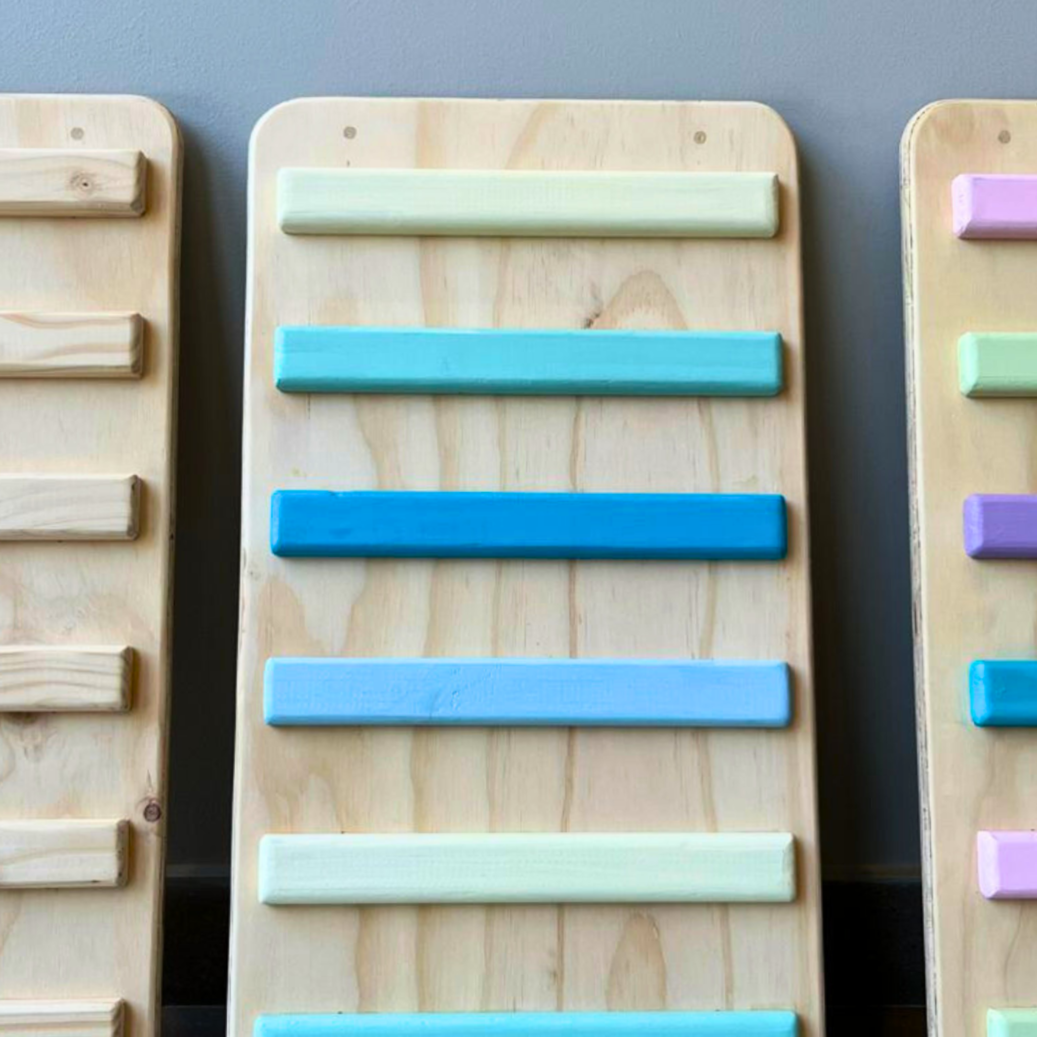 🪵 Rampa Reversible Montessori – Escalada, equilibrio y diversión