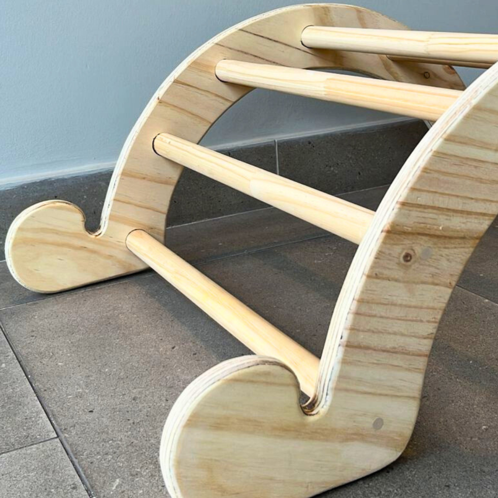 🌈 Arco Pikler Montessori – Movimiento libre y equilibrio natural